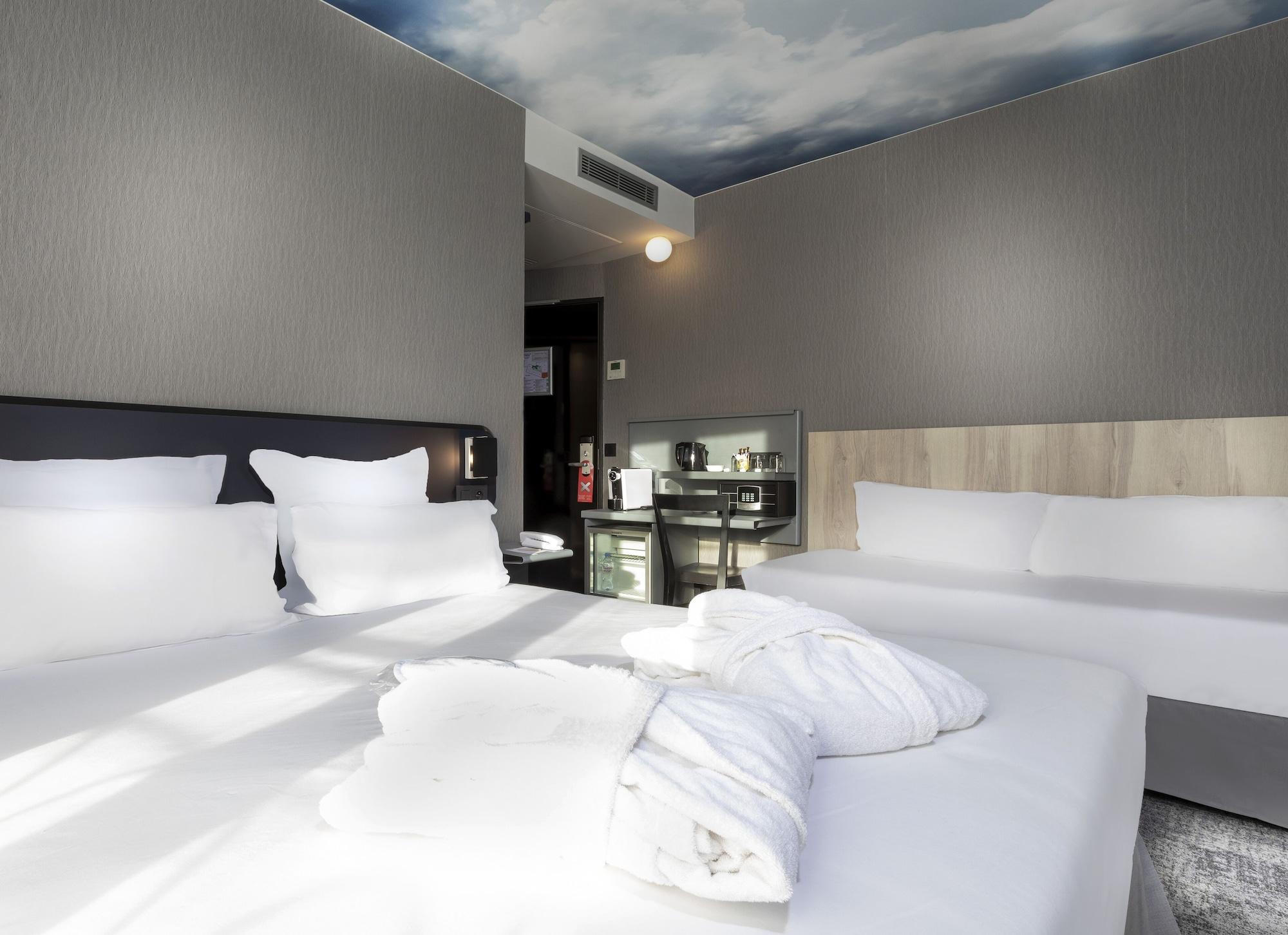 Hotel Libertel Montmartre Opéra Parigi Esterno foto