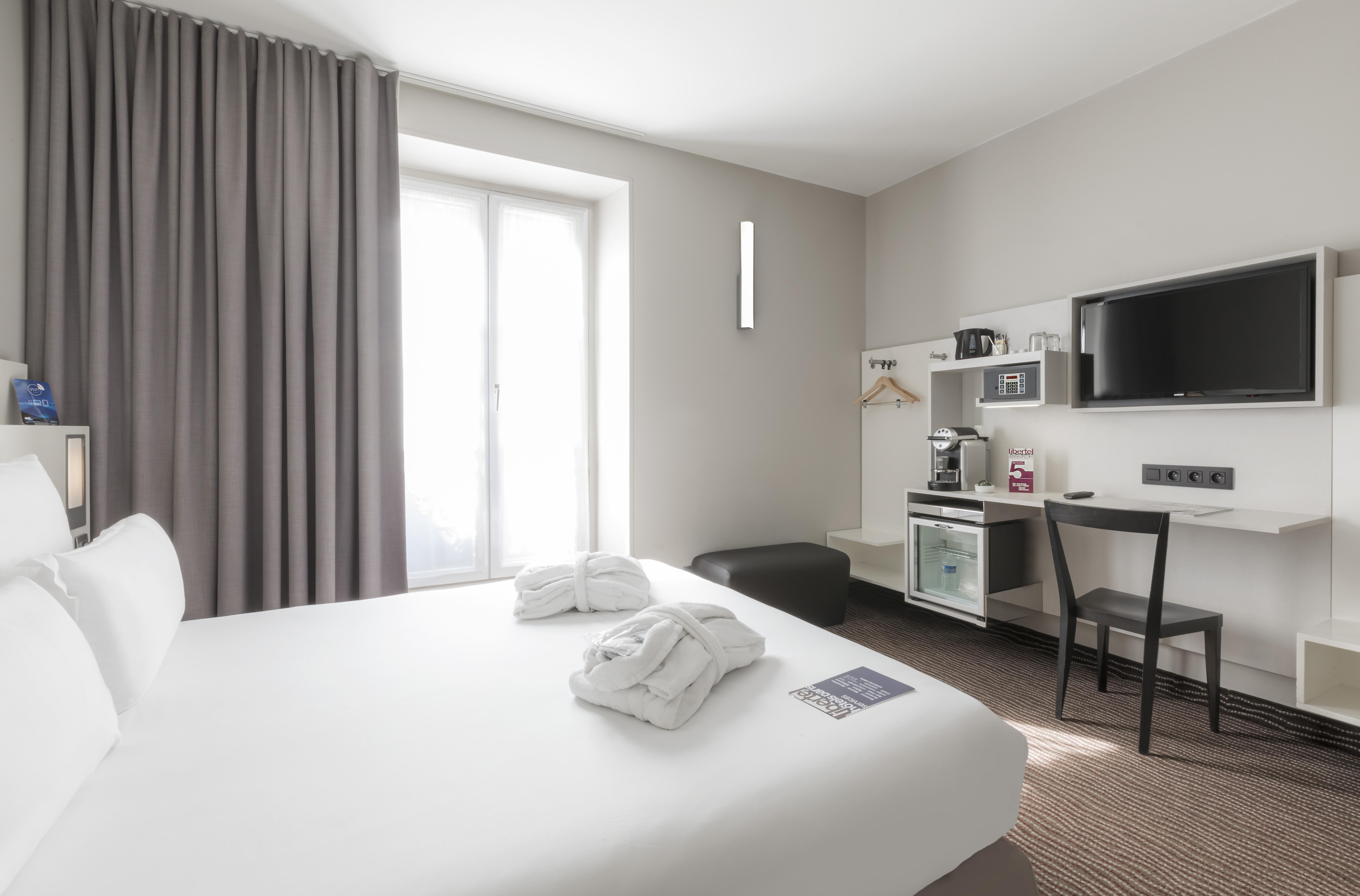 Hotel Libertel Montmartre Opéra Parigi Esterno foto