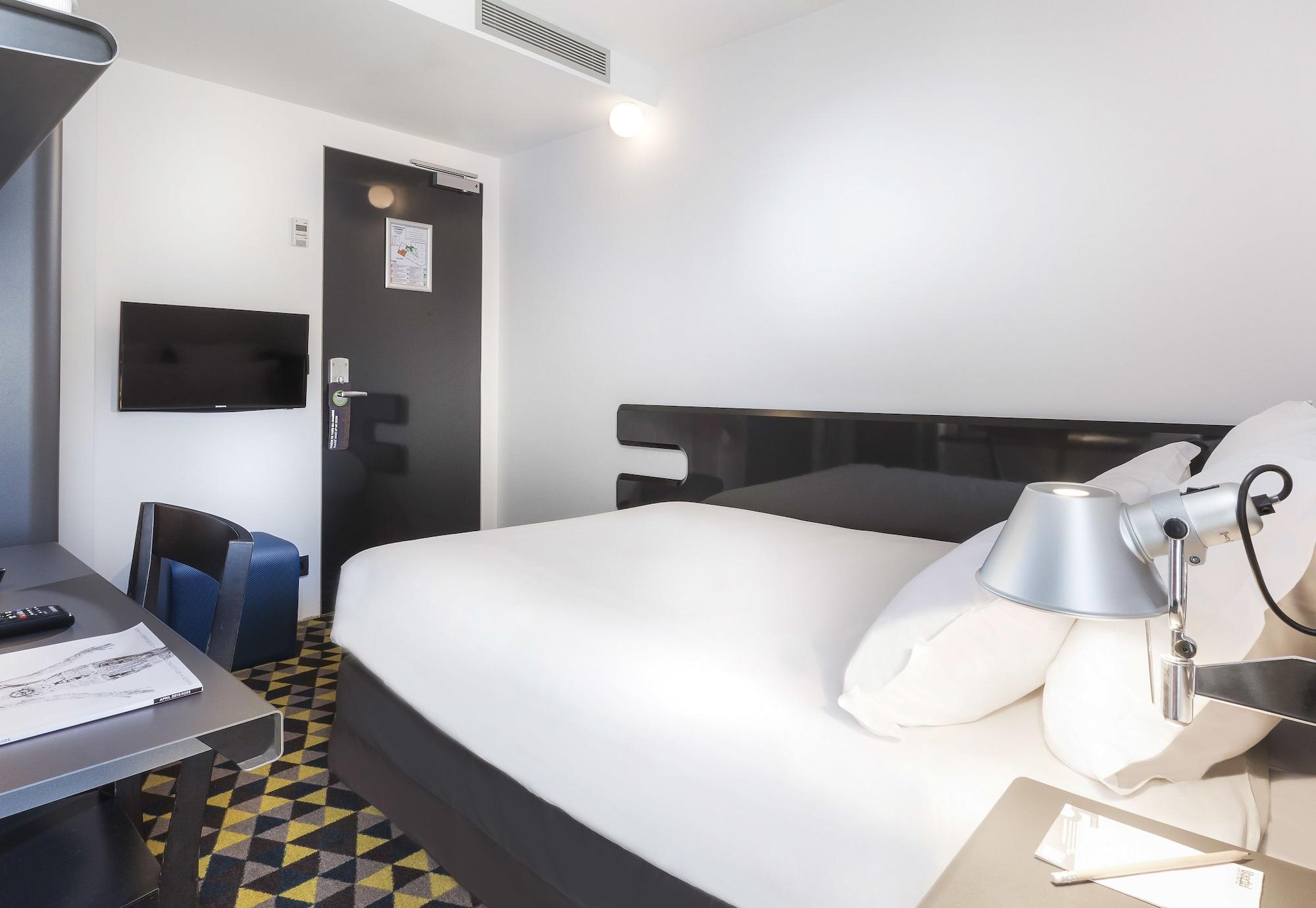 Hotel Libertel Montmartre Opéra Parigi Esterno foto