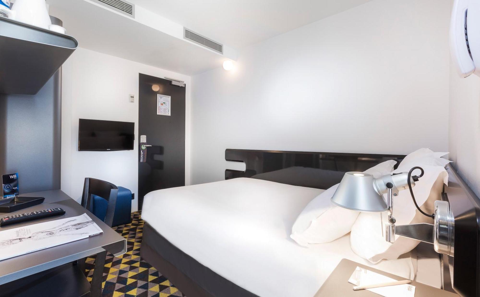 Hotel Libertel Montmartre Opéra Parigi Esterno foto